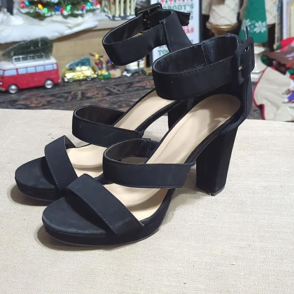 Windsor Gotta Have It Nubuck Platform‎ Block Heels sz9